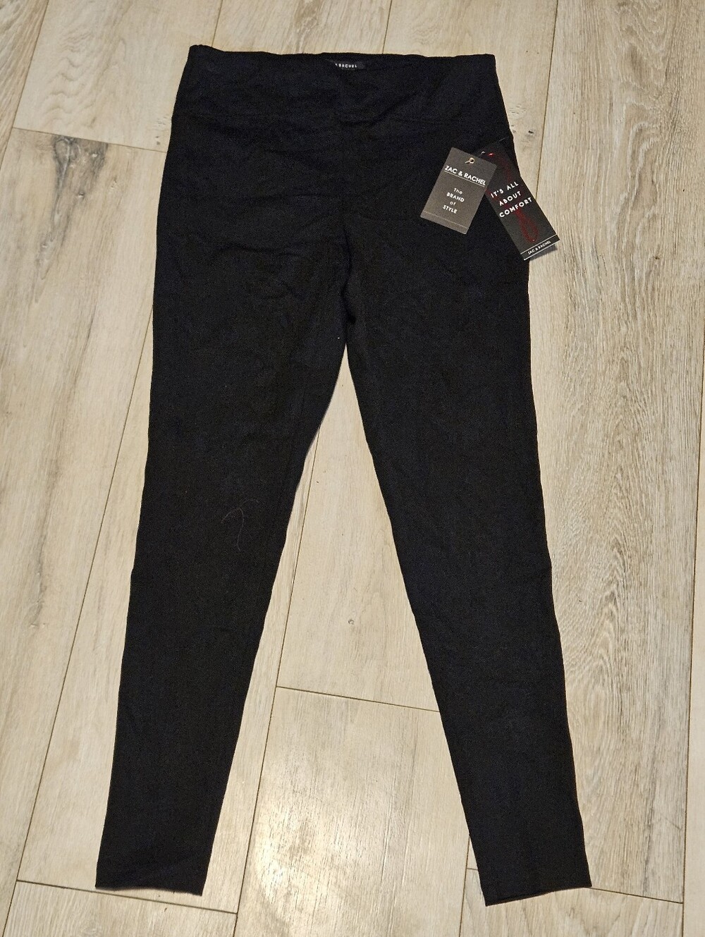 NWT Zac & Rachel Black Figure Defining Stretch Pull-On Leggings Size M
